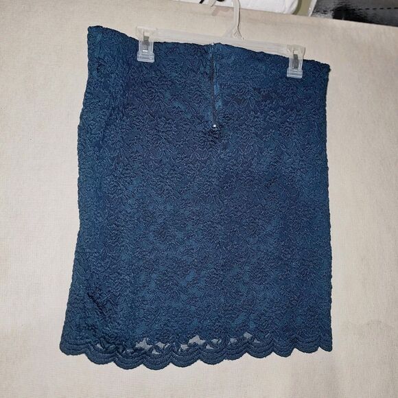 TORRID Floral Lace Mini Skirt Dark Teal Scalloped Hem Size 1X Mod Preppy Teatime - Picture 7 of 8